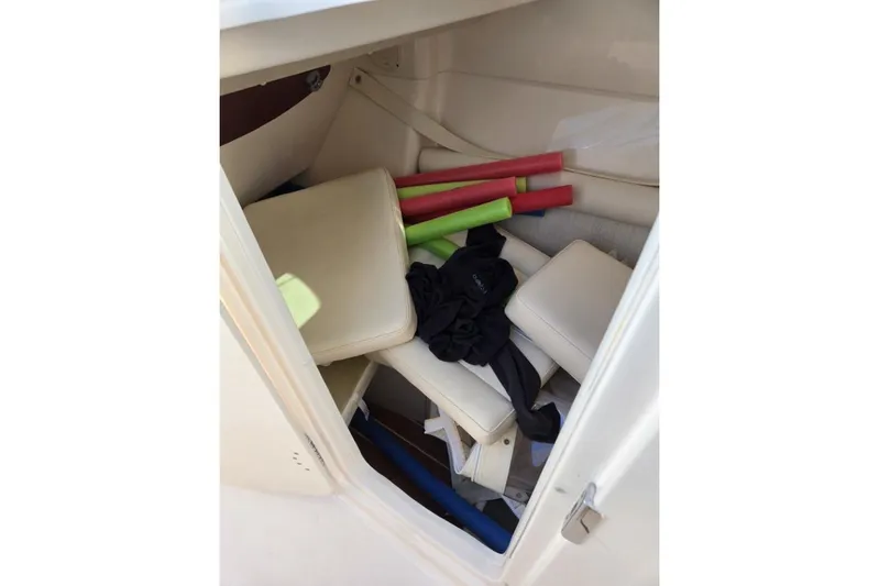 Well Done Yacht Photos Pics Berth