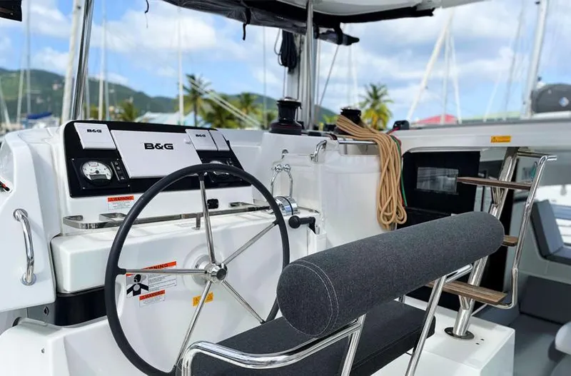 Amnesia Yacht Photos Pics Helm Area