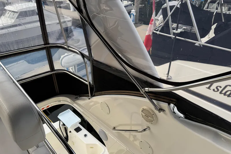 Stormer Yacht Photos Pics 2005 Silverton 34 Convertible yacht interior with sleek design and modern features.