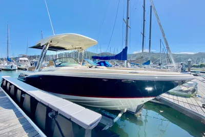 Chris-Craft Calypso 26
