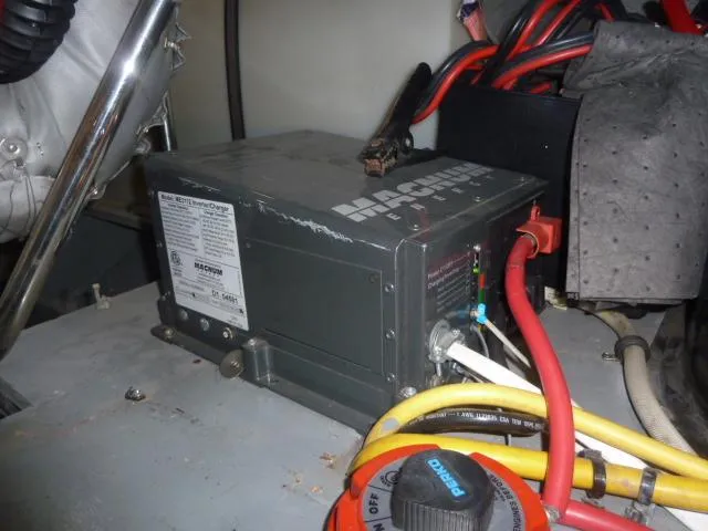 Reelax'n Yacht Photos Pics 