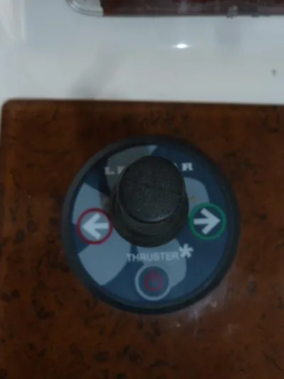 Reelax'n Yacht Photos Pics 