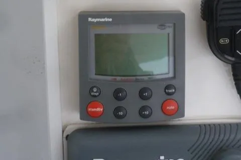 Reelax'n Yacht Photos Pics 