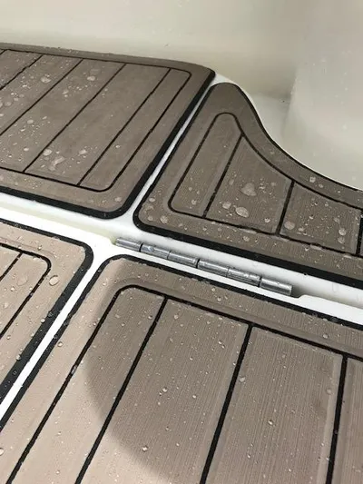 Reelax'n Yacht Photos Pics 