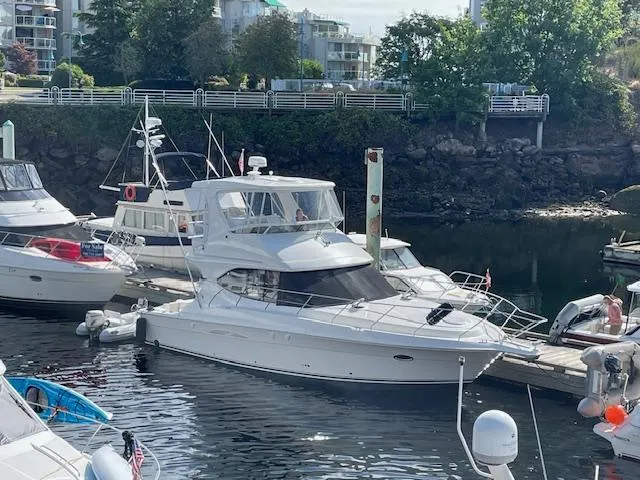 Reelax'n Yacht Photos Pics 