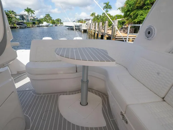 Garbonzo Yacht Photos Pics 2022 Intrepid 477 Evolution - Image 11