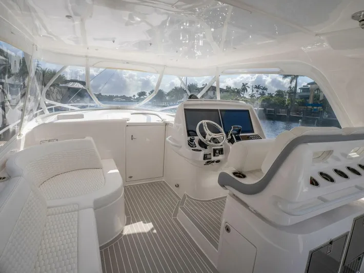 Garbonzo Yacht Photos Pics 2022 Intrepid 477 Evolution - Image 13