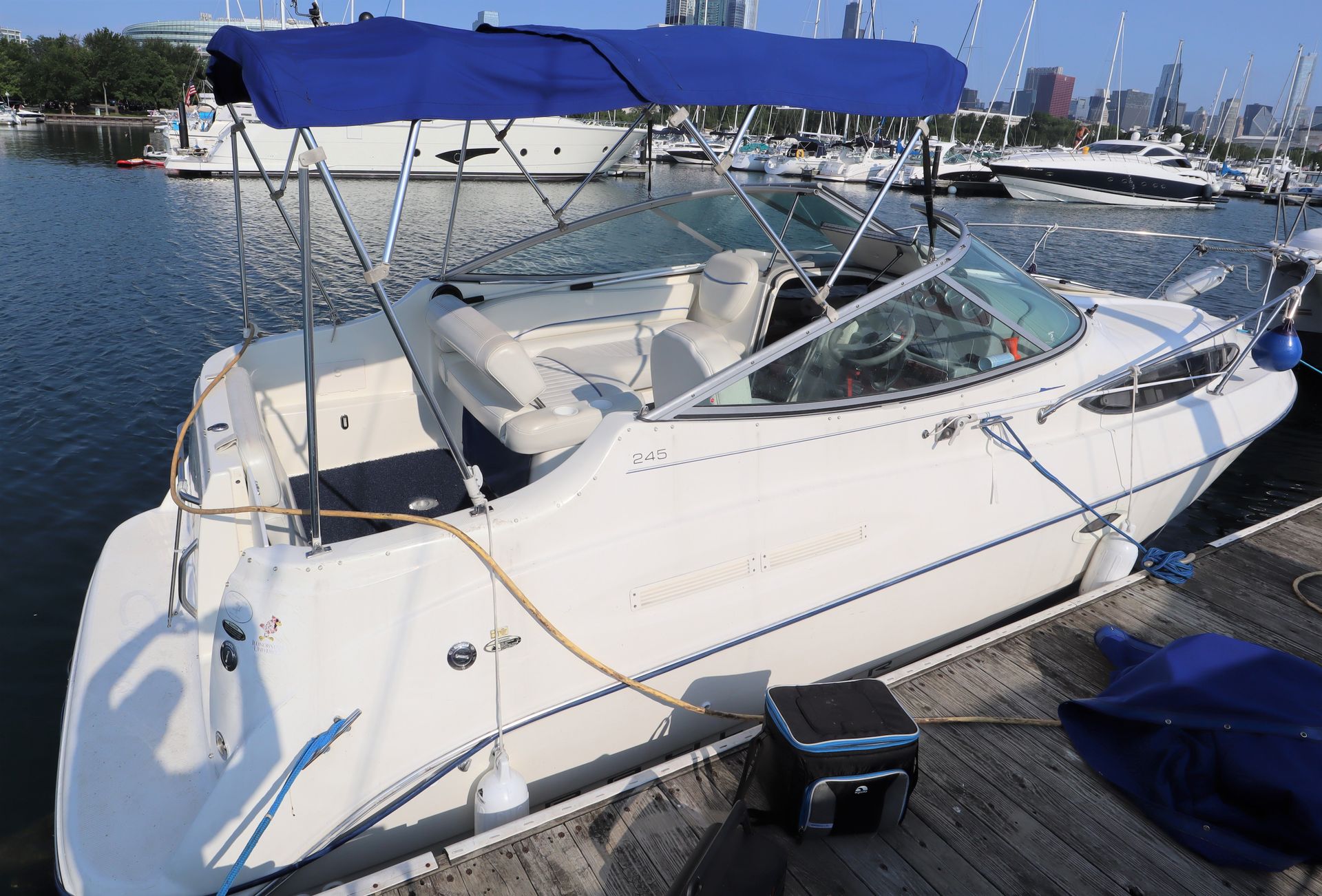 2007 Bayliner 245 Cruiser - Weber Yachts