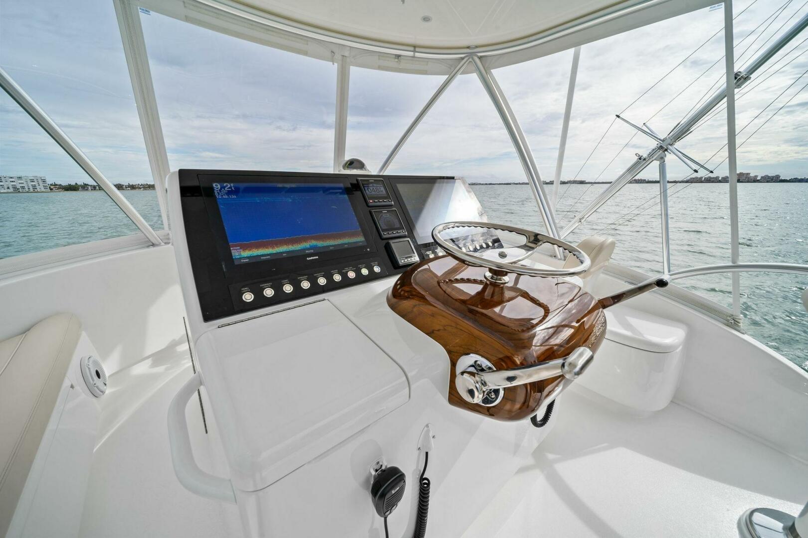 Yacht Photo 26