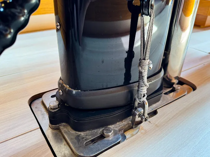 4763tw Yacht Photos Pics 