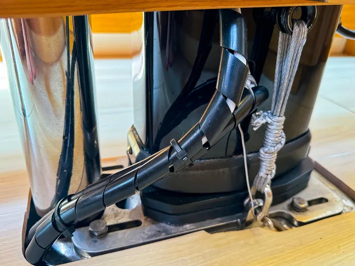 4763tw Yacht Photos Pics 