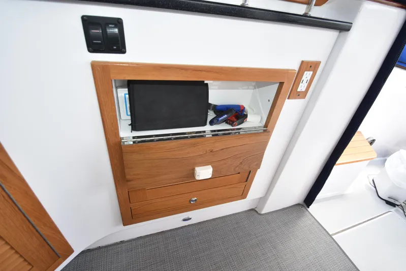 True Blue Yacht Photos Pics 