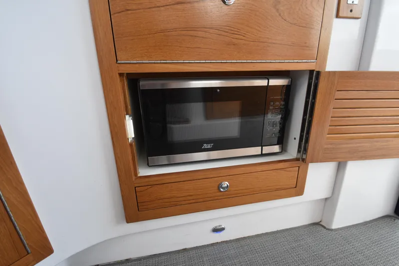 True Blue Yacht Photos Pics 