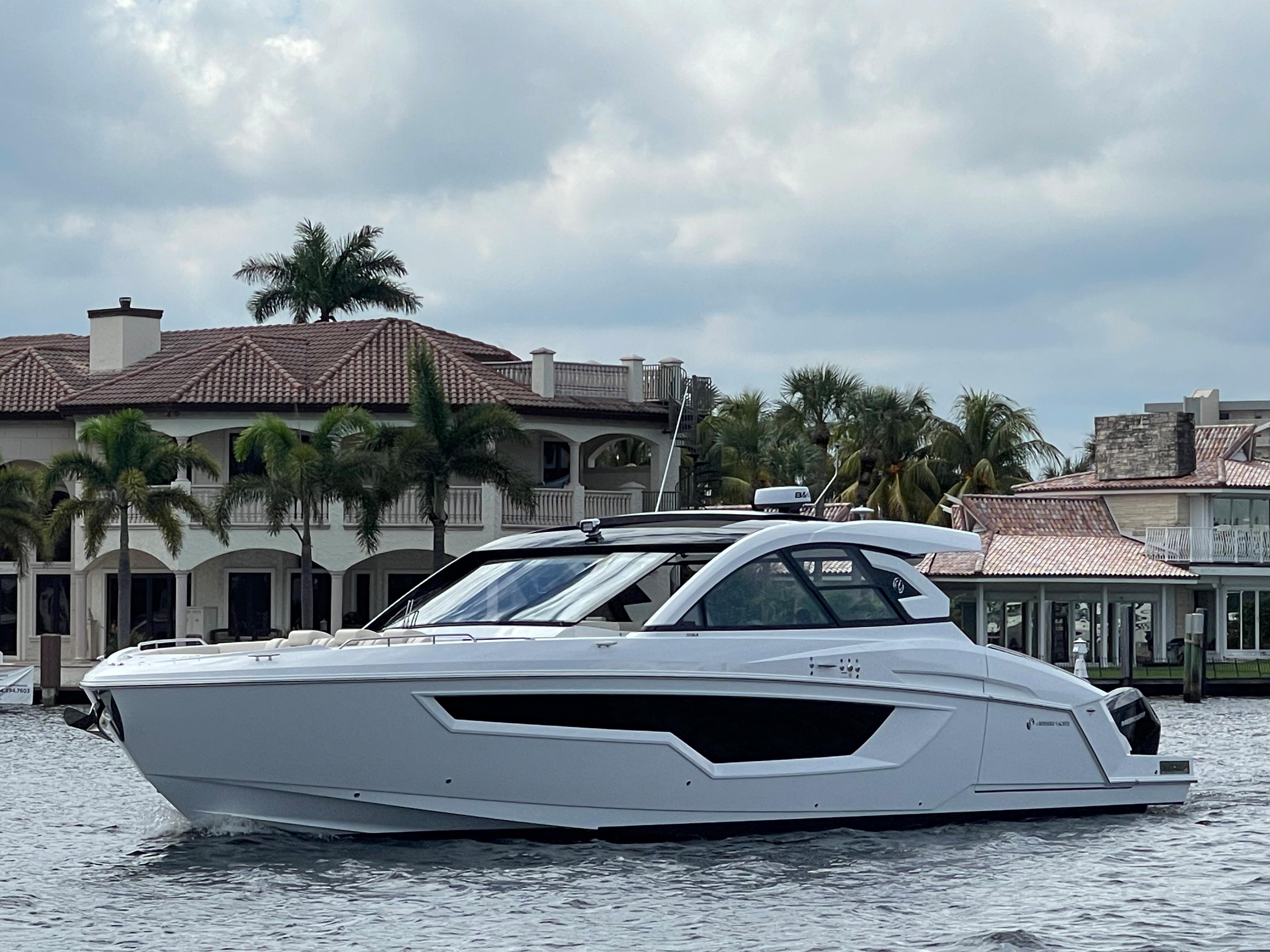 cruisers yachts 50 gls price