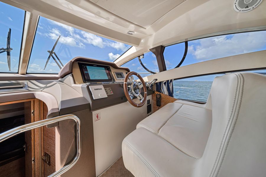 2012 Azimut 40 Flybridge