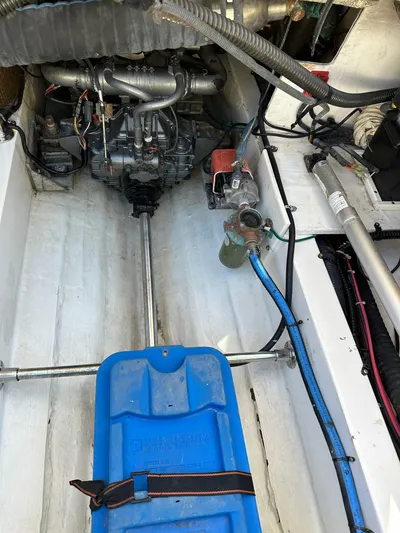  Yacht Photos Pics Engine compartment of a 2006 Albin 28 Tournament Express boat, showcasing mechanical components.