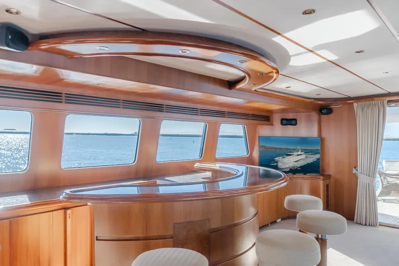 Money Cat Yacht Photos Pics Luxurious 2003 TransWorld CUSTOM yacht interior with bar and ocean view.