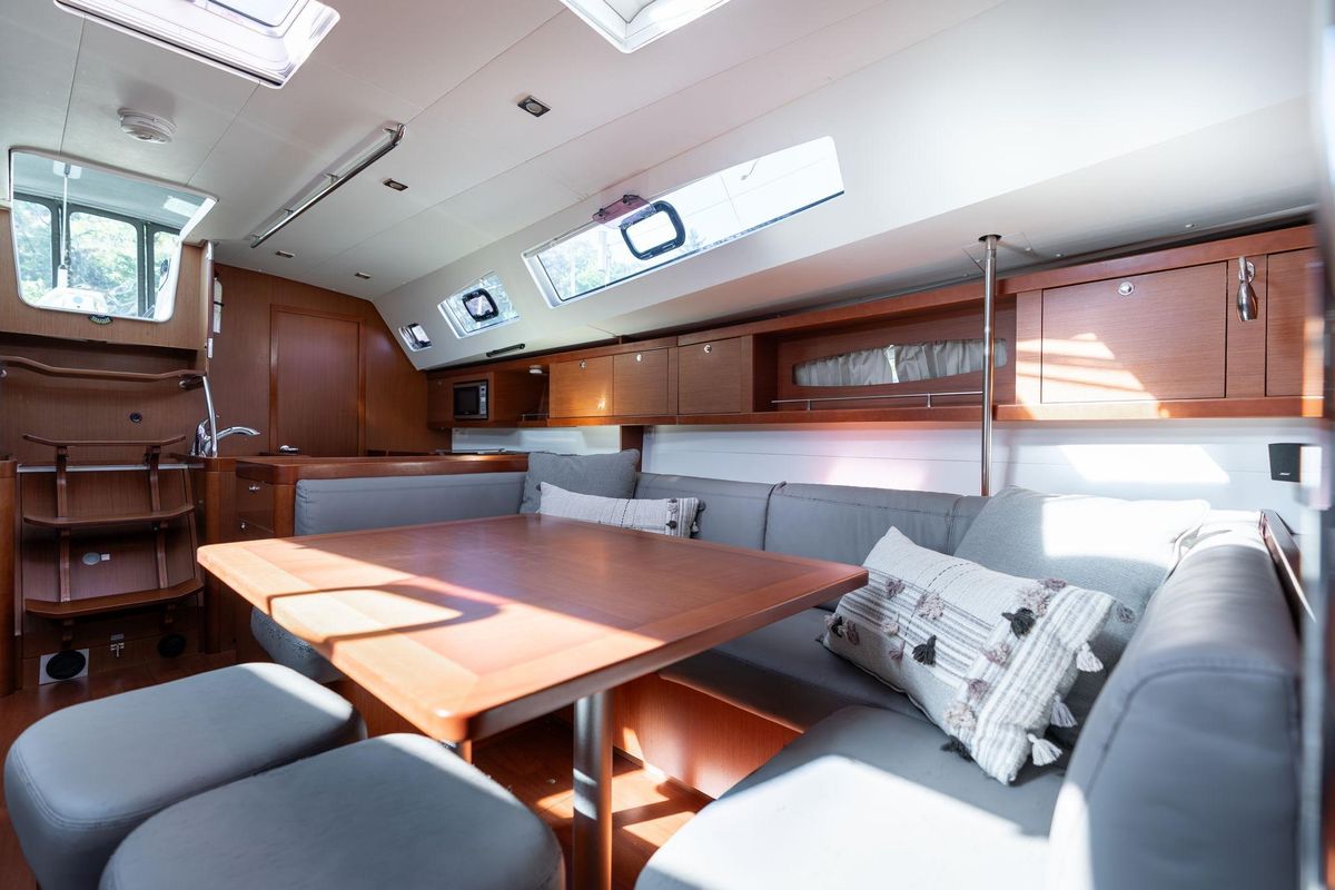2013 Beneteau 50 