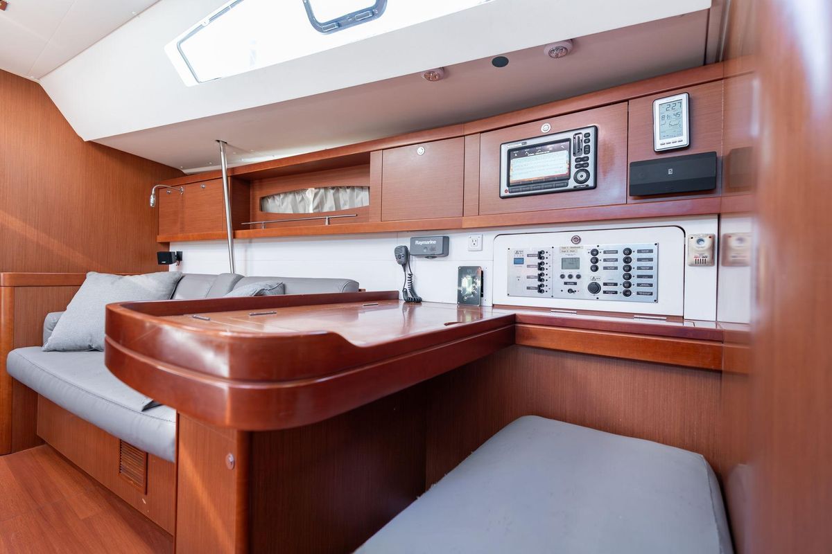 2013 Beneteau 50 