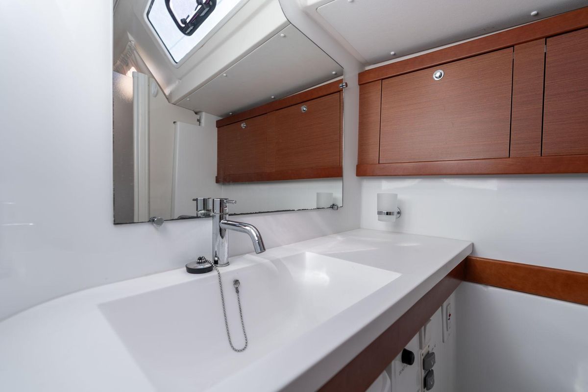 2013 Beneteau 50 