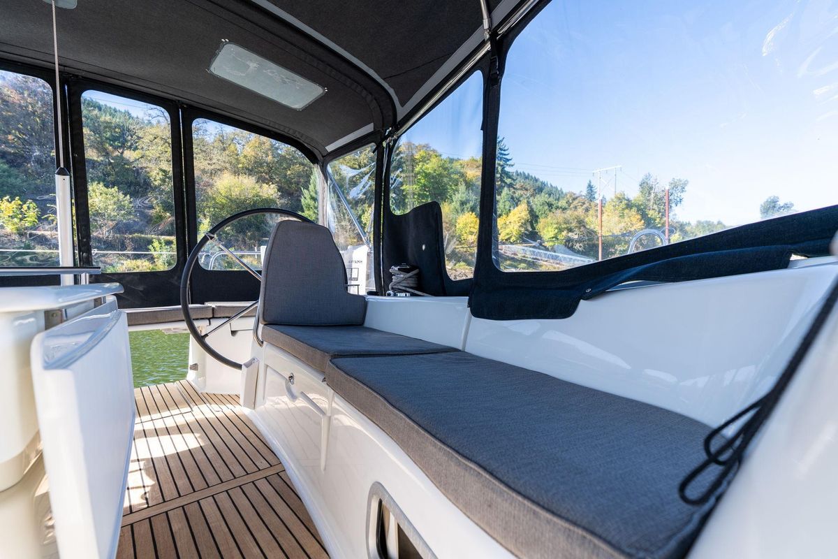 2013 Beneteau 50 