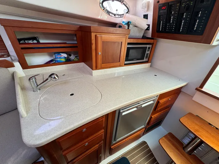 Quando Yacht Photos Pics 