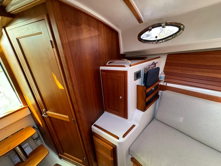 Quando Yacht Photos Pics 