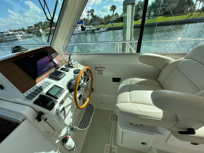 Quando Yacht Photos Pics 