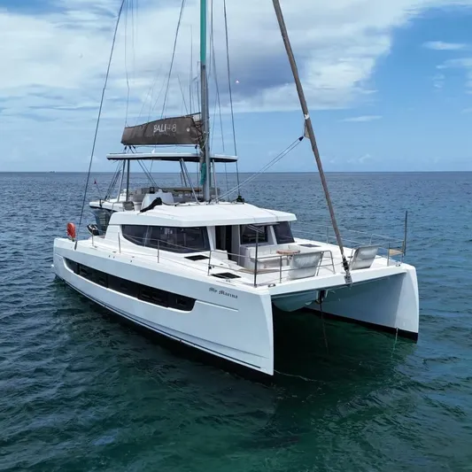 My Marina Yacht Photos Pics 2020 Bali 4.8 catamaran sailing on open sea under clear sky.