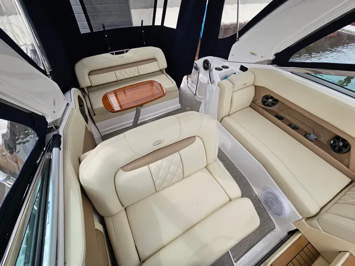 Elizabeth Anne Yacht Photos Pics 