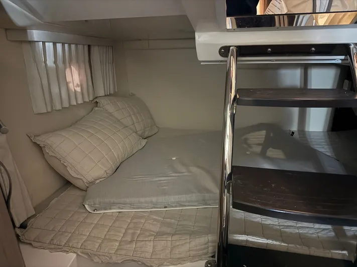 Elizabeth Anne Yacht Photos Pics 