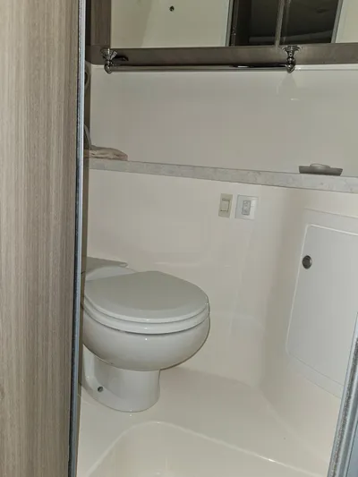 Elizabeth Anne Yacht Photos Pics 