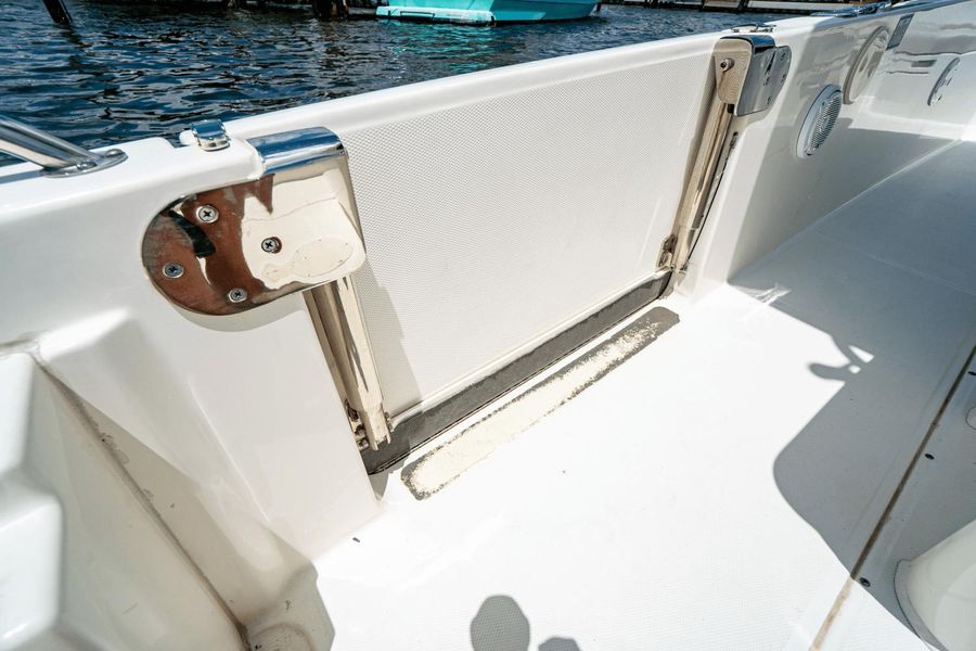 2020 Boston Whaler 270 Dauntless