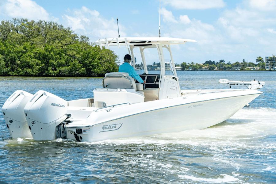 2020 Boston Whaler 270 Dauntless