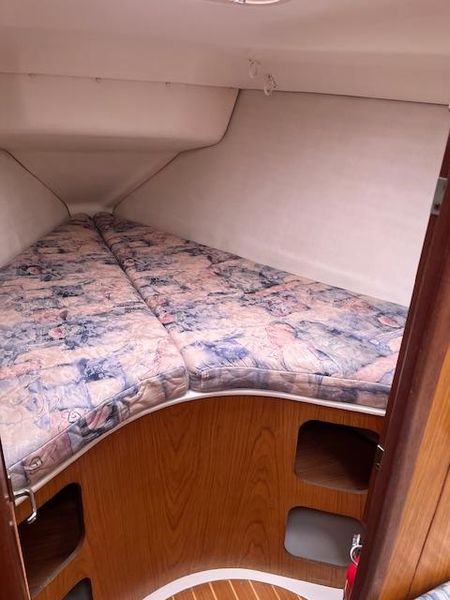 2000 Hunter 380