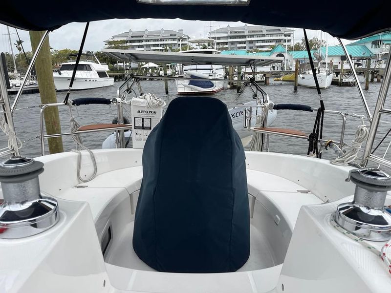 2000 Hunter 380