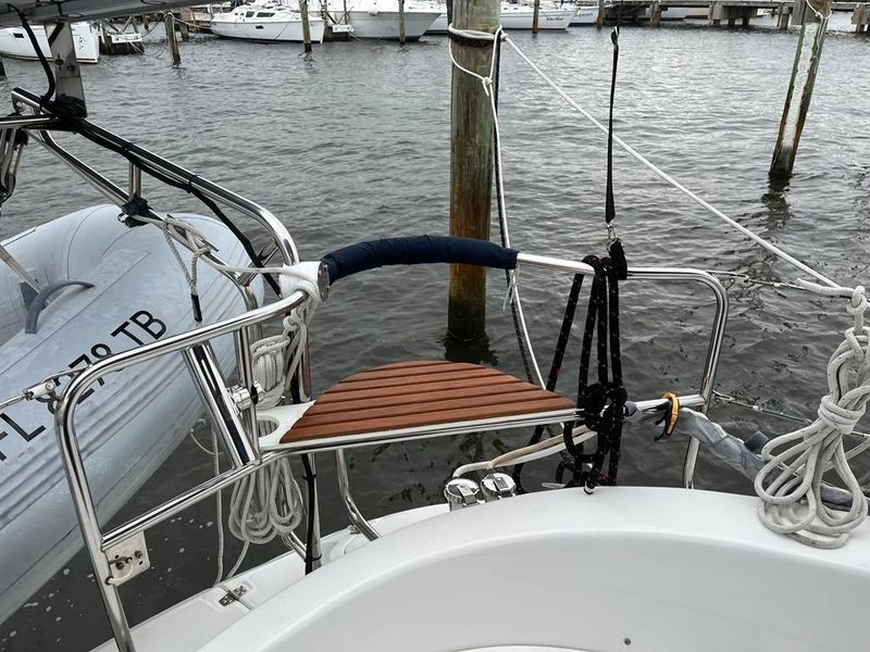 2000 Hunter 380