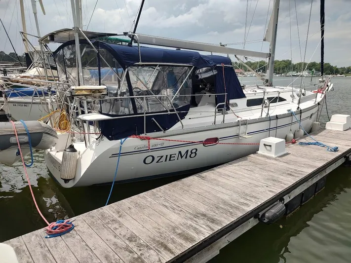 Oziem8 Yacht Photos Pics 