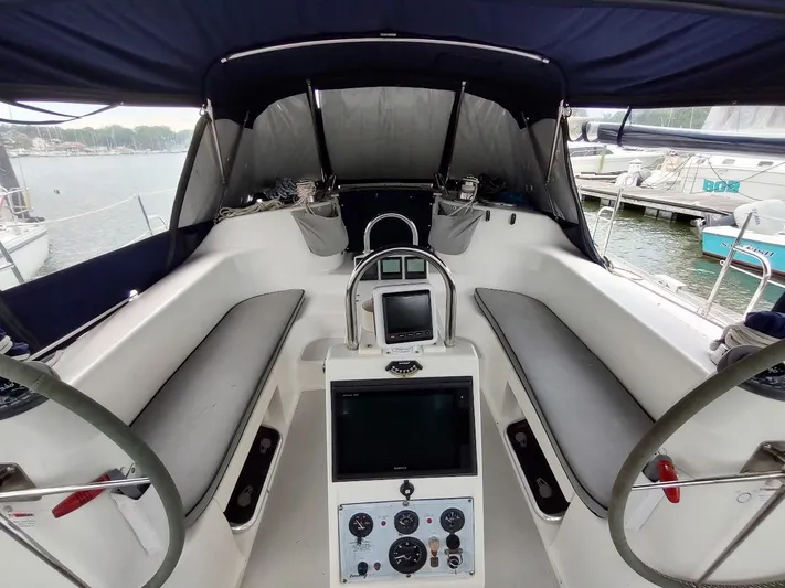 Oziem8 Yacht Photos Pics 