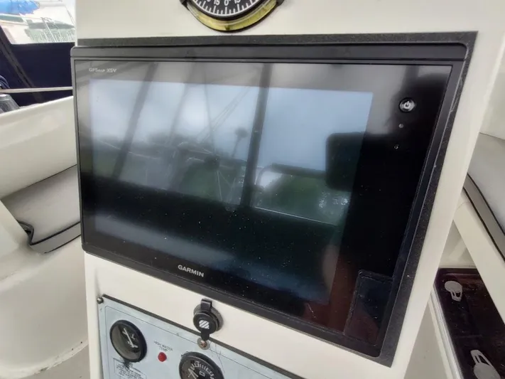 Oziem8 Yacht Photos Pics 