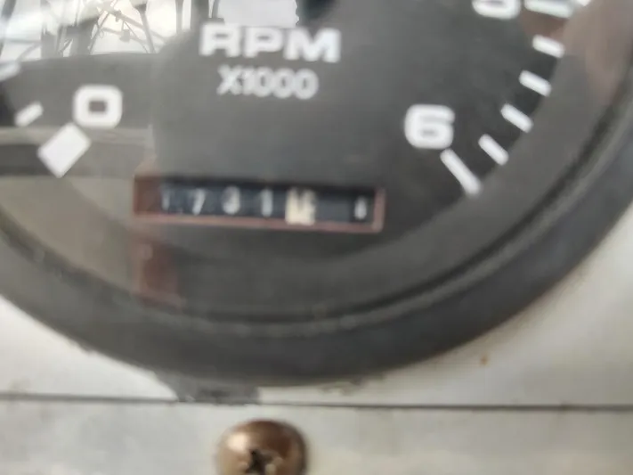 Oziem8 Yacht Photos Pics 