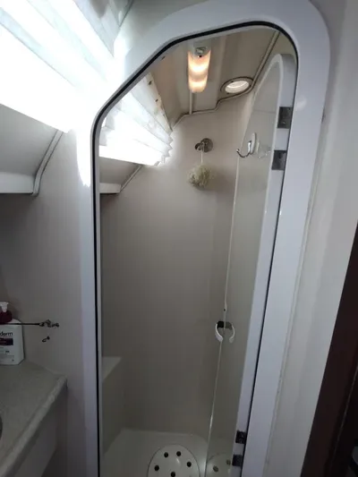 Oziem8 Yacht Photos Pics 