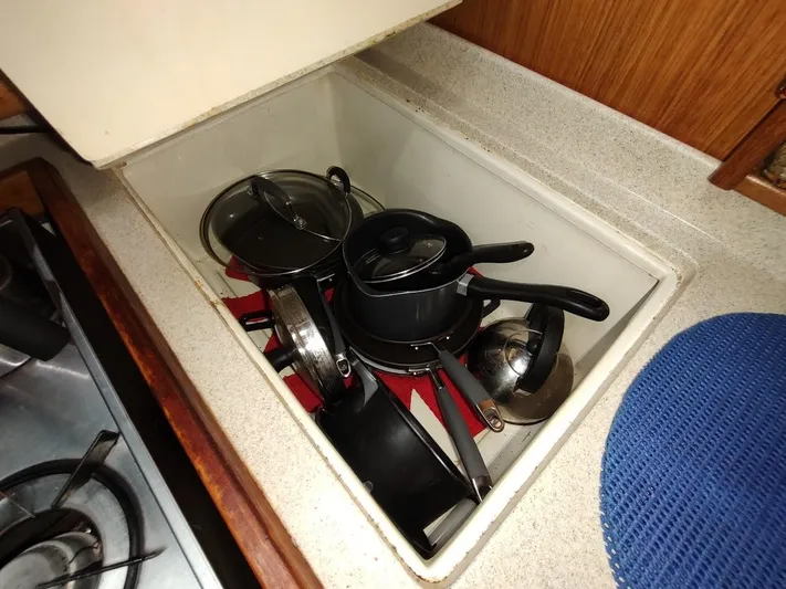 Oziem8 Yacht Photos Pics 