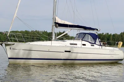 Beneteau Oceanis Clipper 323