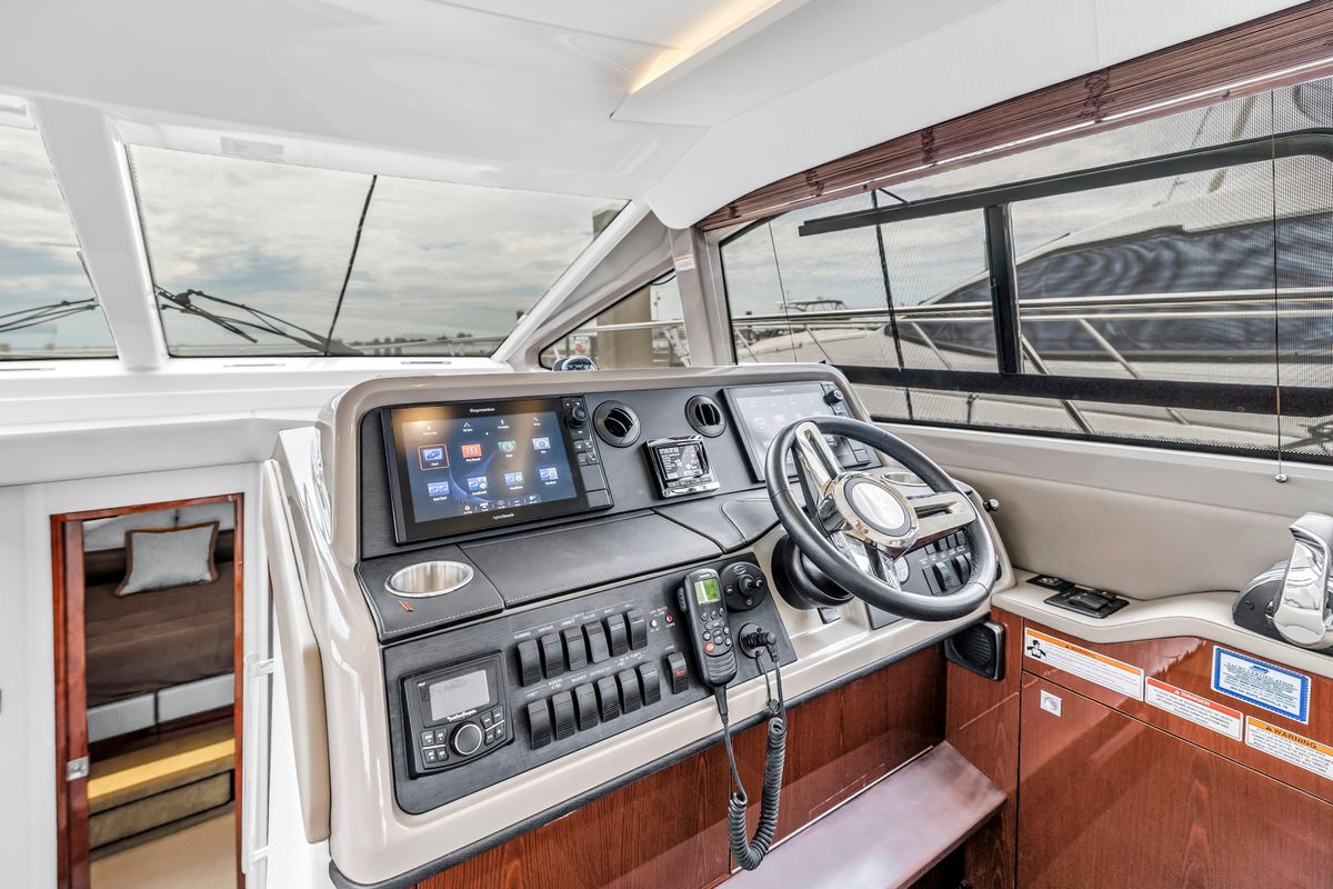 2017 Sea Ray 46 