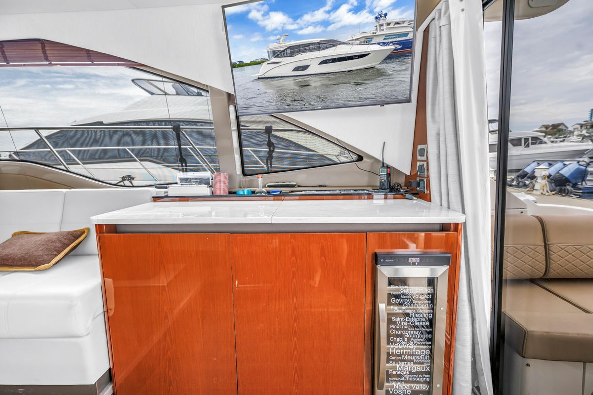 2017 Sea Ray 46 