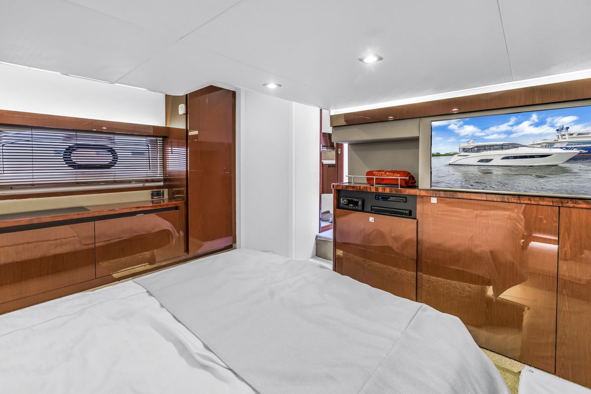 2017 Sea Ray 46 