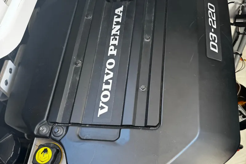  Yacht Photos Pics Volvo Penta D3-220 engine in 2019 Jeanneau NC33 boat.