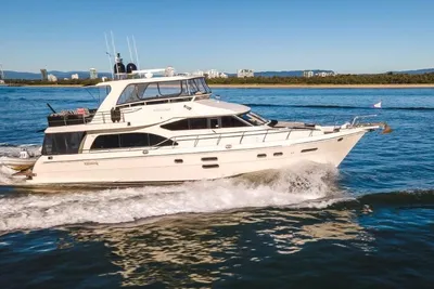 Hampton 680 Pilothouse