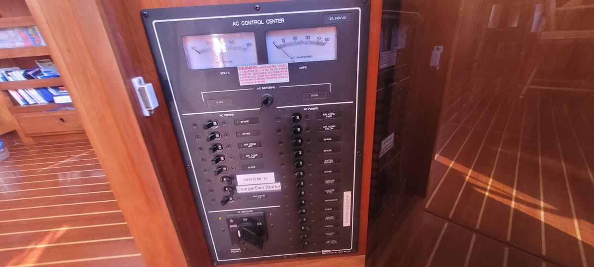 2001 Sabreline 43 